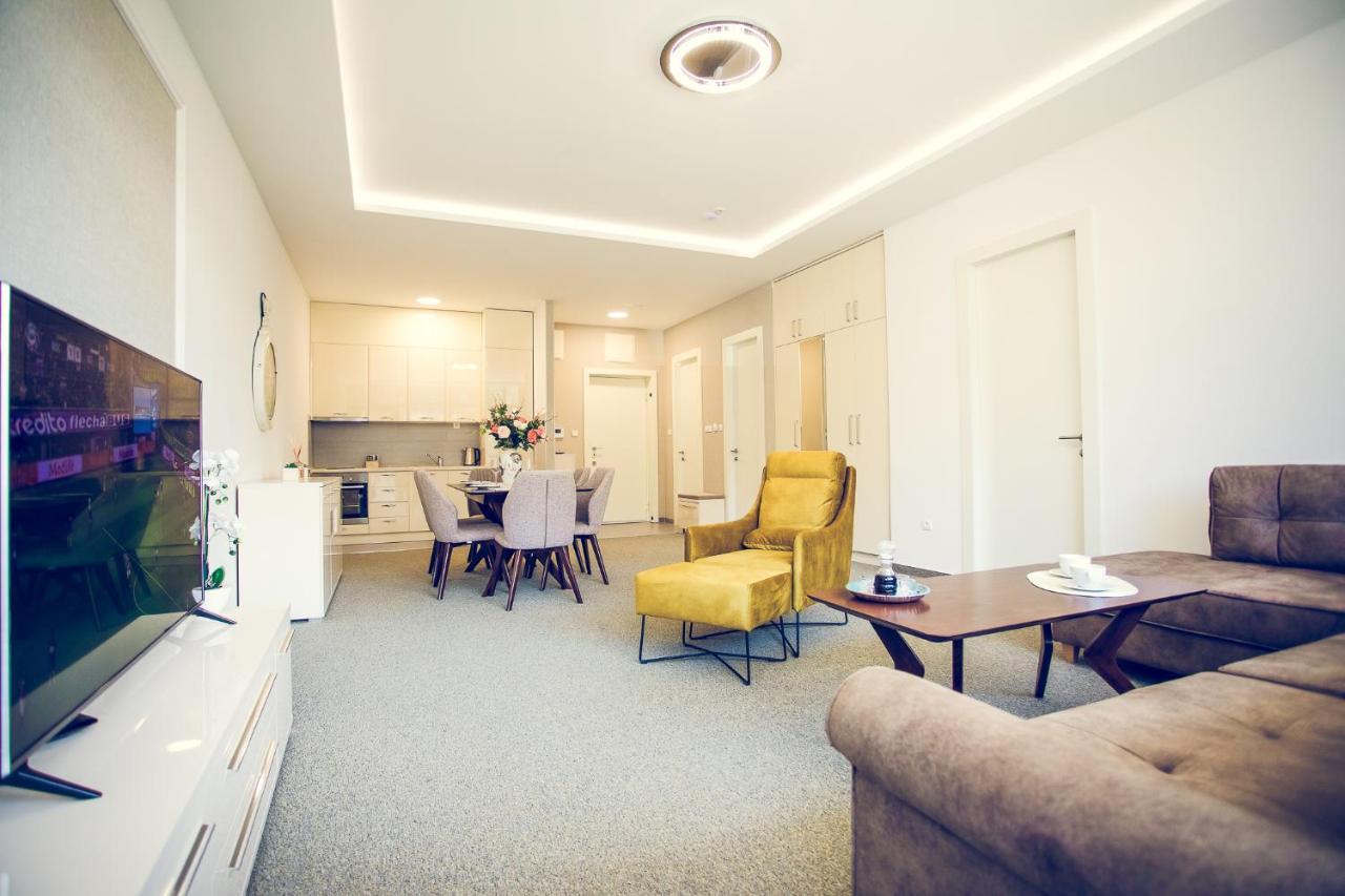 Apartmani Sl Luxury Banja Luka Eksteriør bilde
